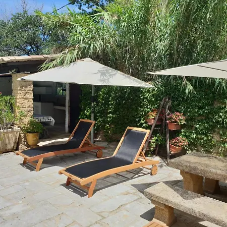 Vila Mas Provencal A Proximite Du Pont Du Gard *