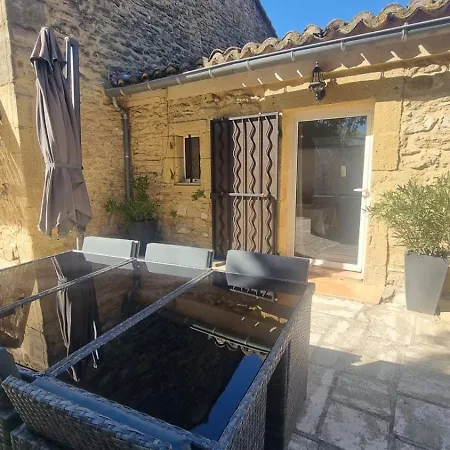 Mas Provencal A Proximite Du Pont Du Gard 别墅 *